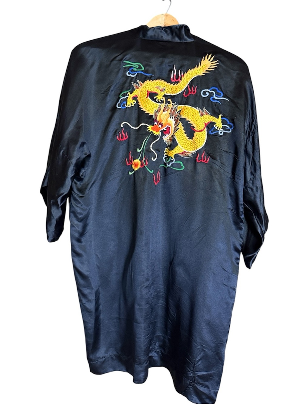 Vintage Pearls Chinese dragon kimono robe Black Size large Made in China